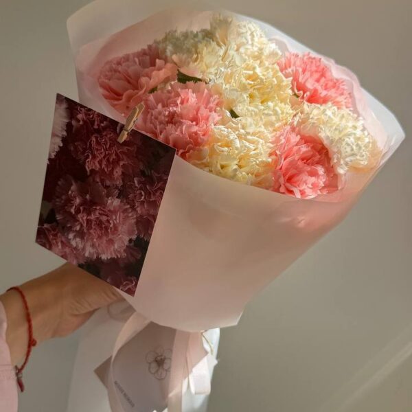 Монобукет з 9 гвоздик